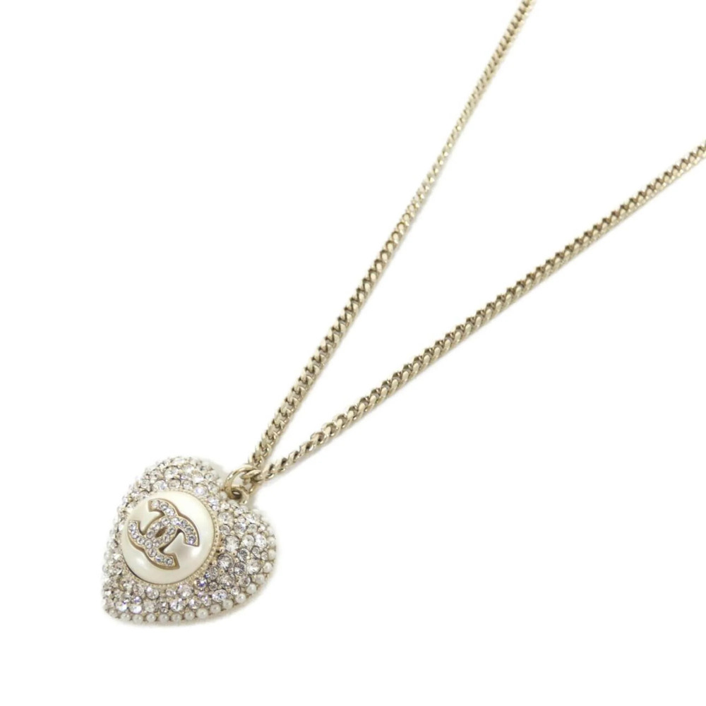 CHANEL White Necklace